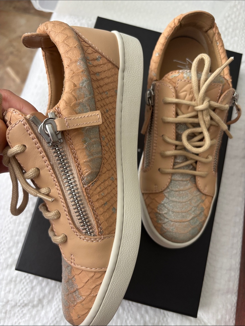 Giuseppe Zanotti Leather Low-Top Sneakers with Side Zip